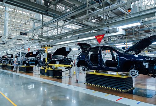 2021車圈熱詞盤點 華為、混動、OTA，個個火遍汽車圈